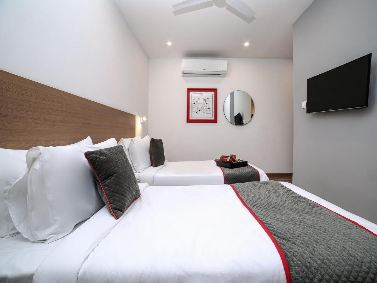 Oyo Townhouse 80 Meera Bagh 델리 외부 사진