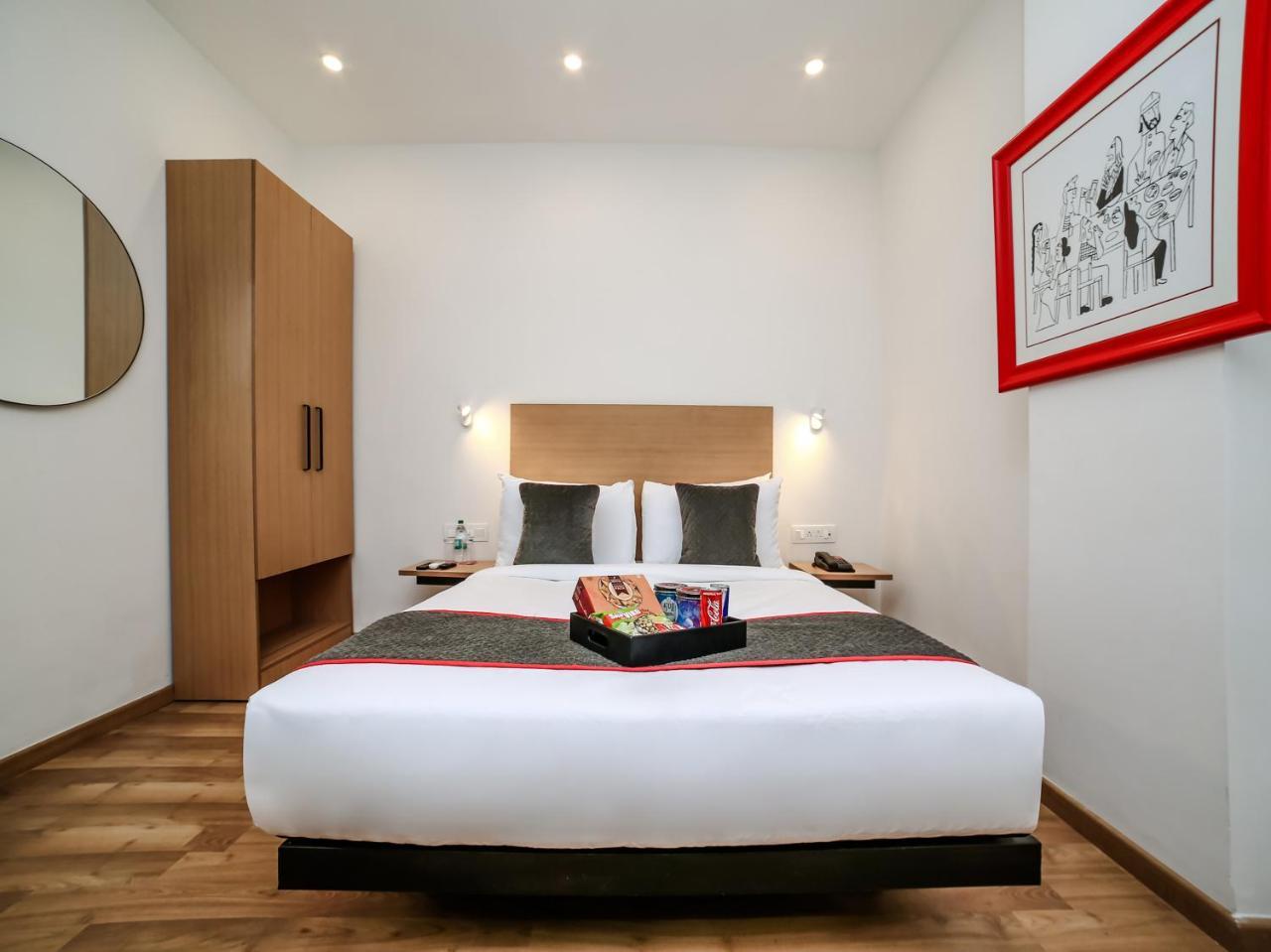 Oyo Townhouse 80 Meera Bagh 델리 외부 사진
